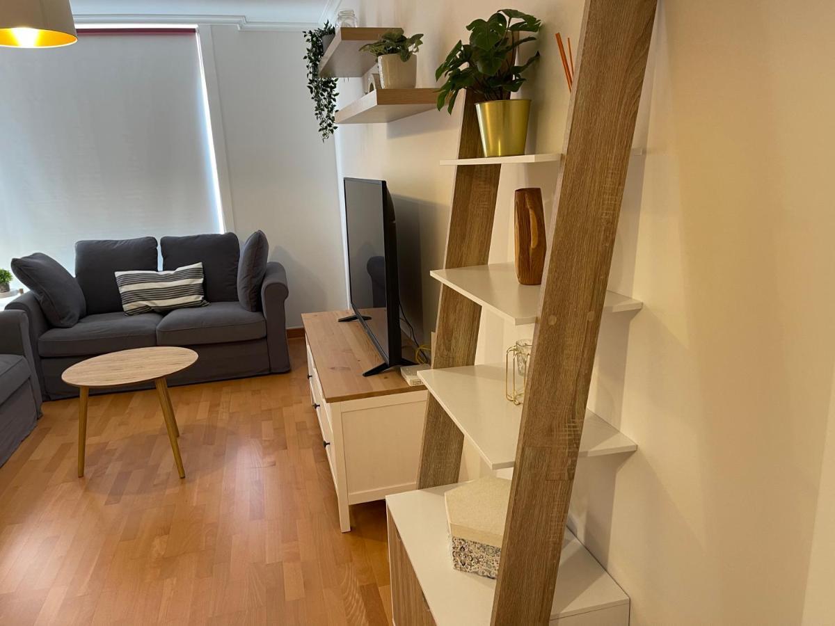 Ferienwohnung OKTHEWAY Castelao Street Sarria Exterior foto