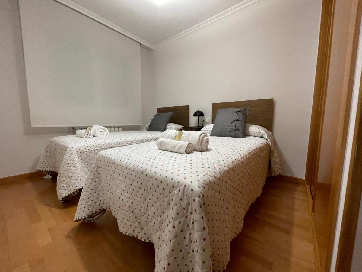 Ferienwohnung OKTHEWAY Castelao Street Sarria Exterior foto